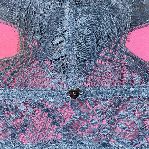 Victoriaβs Secret pink SMALL sexy lace racerback push up bra lingerie cute - Picture 3 of 7